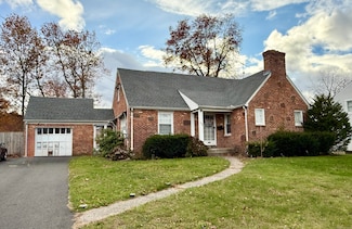 152 Oakland Ave, New Britain, CT 06053