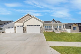 5148 Rockland Dr, Idaho Falls, ID 83401