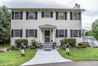 187 Old Stagecoach Rd, Gilbert, PA 18331