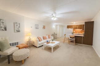 200 Swanton St Unit T28, Winchester, MA 01890