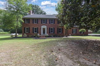 114 Old Stage Rd, Jackson, TN 38305