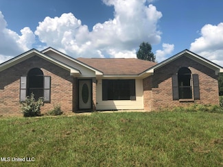 69 Wiley Ave, Durant, MS 39063