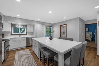 1405 NW Greenwood St, Ankeny, IA 50023