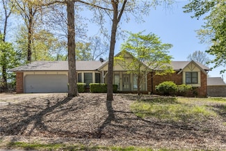 1 Sandon Ln, Bella Vista, AR 72715