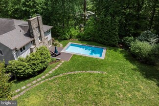 241 Cheswold Ln, Haverford, PA 19041