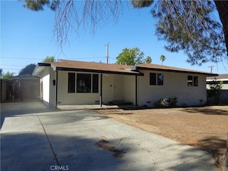 5781 Benecia Dr, Riverside, CA 92504