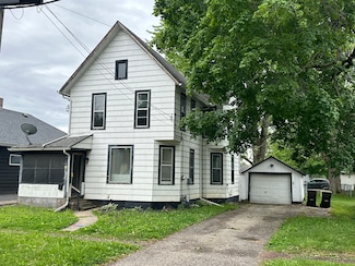 107 W South St, Morrison, IL 61270