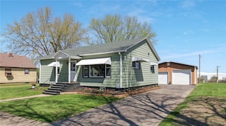 514 Oak St, Bloomer, WI 54724