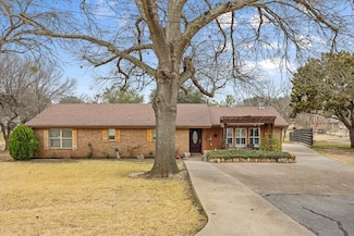 5614 Pecos Ct, Granbury, TX 76049