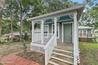 533 College Ave E, Wiggins, MS 39577