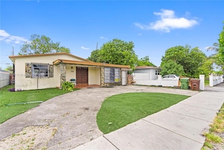 788 W 32nd St, Hialeah, FL 33012