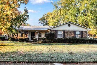 837 Mellowood Dr, Indianapolis, IN 46217