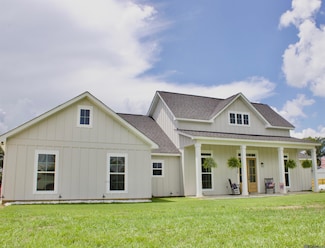 17906 Critter Cove Ln, Livingston, LA 70754