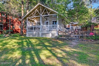 101 Old Deer Run Rd, Tafton, PA 18464
