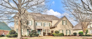 1745 Groveway Dr, Germantown, TN 38139
