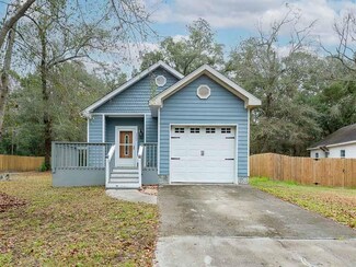 2765 Kennedy Dr, Tallahassee, FL 32310