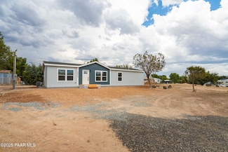 20876 E Mesa Verde Rd, Mayer, AZ 86333