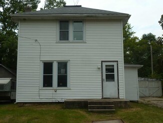 207 Holmes St, Rio, WI 53960