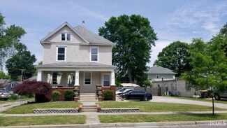 1114 Crescent Ave, Fort Wayne, IN 46805