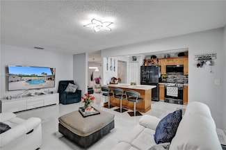 31 NW 133rd Place, Miami, FL 33182
