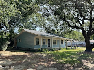 97131 Kapalama Dr, Diamondhead, MS 39525