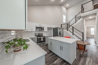 1908 Amanda Ave, Fort Worth, TX 76105
