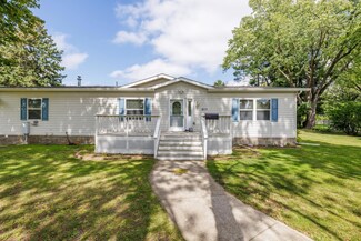 517 4th St W, Park Rapids, MN 56470