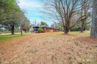 9026 W Nc 10 Hwy, Vale, NC 28168