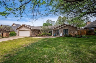 6908 Shoreline Dr, Oklahoma City, OK 73132