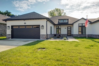 4362 S Vining Ave, Springfield, MO 65804