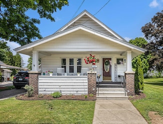 241 E Corey St, Bronson, MI 49028