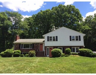 23 Peachtree Rd, Lexington, MA 02420