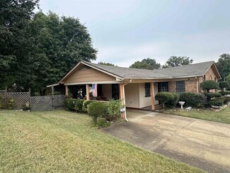 3781 Oak Shade Cove, Memphis, TN 38118