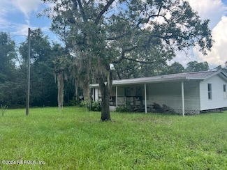 214 Phoenix St, Satsuma, FL 32189