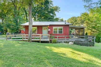 19129 Shoreline Way, Fayetteville, AR 72703