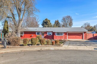 413 Emerald Cir, Medford, OR 97501