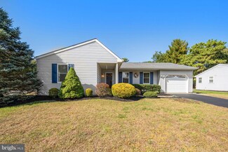 26 Penwood Dr, Whiting, NJ 08759