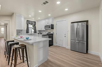 5211 Whittier Dr, Sacramento, CA 95820