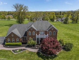 3 Stillwater Ln, Flemington, NJ 08822