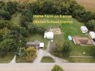 812 Troy O'Fallon Rd, Troy, IL 62294