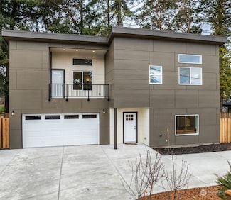 308 SW 128th St, Seattle, WA 98146