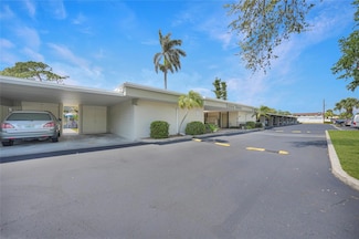 2437 Harbor Blvd Unit 204, Port Charlotte, FL 33952