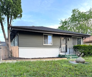 6655 W Brentwood Ave, Milwaukee, WI 53223