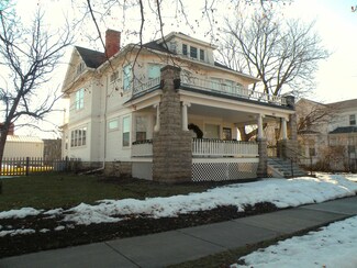 217 W 11th Ave, Oshkosh, WI 54902