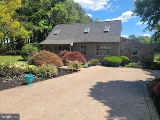 114 Lake Caroline Dr, Ruther Glen, VA 22546