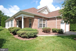 66 Minuteman Cir, Allentown, NJ 08501