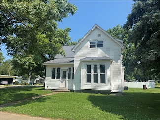 101 W Woodyard Ave, Ridge Farm, IL 61870