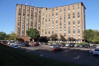 1 Renaissance Place Unit 1212, Palatine, IL 60067