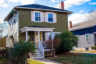 96 Ferncrest Ave, Cranston, RI 02905
