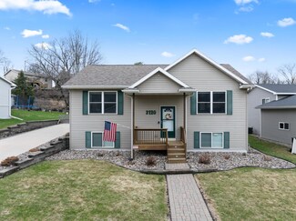 3120 Rose Dr SE, Rochester, MN 55904